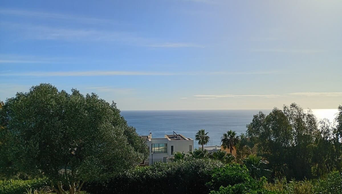 5 slaapkamer Villa te koop in Manilva met garage - € 2.185.000 (Ref: 9378353)