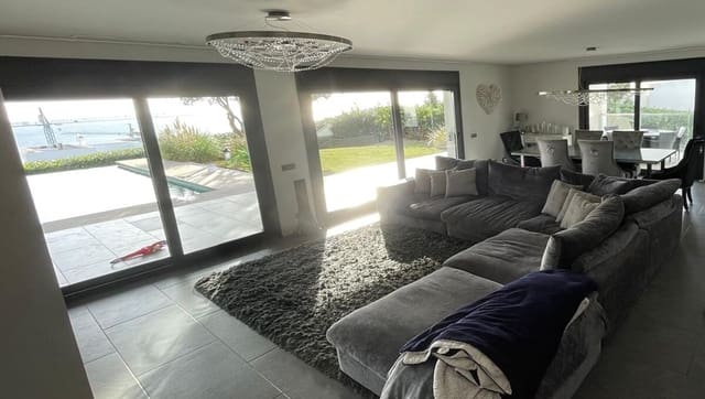 5 soverom Villa til salgs i Chullera, Manilva med garasje - € 2 185 000 (Ref: 9378353)