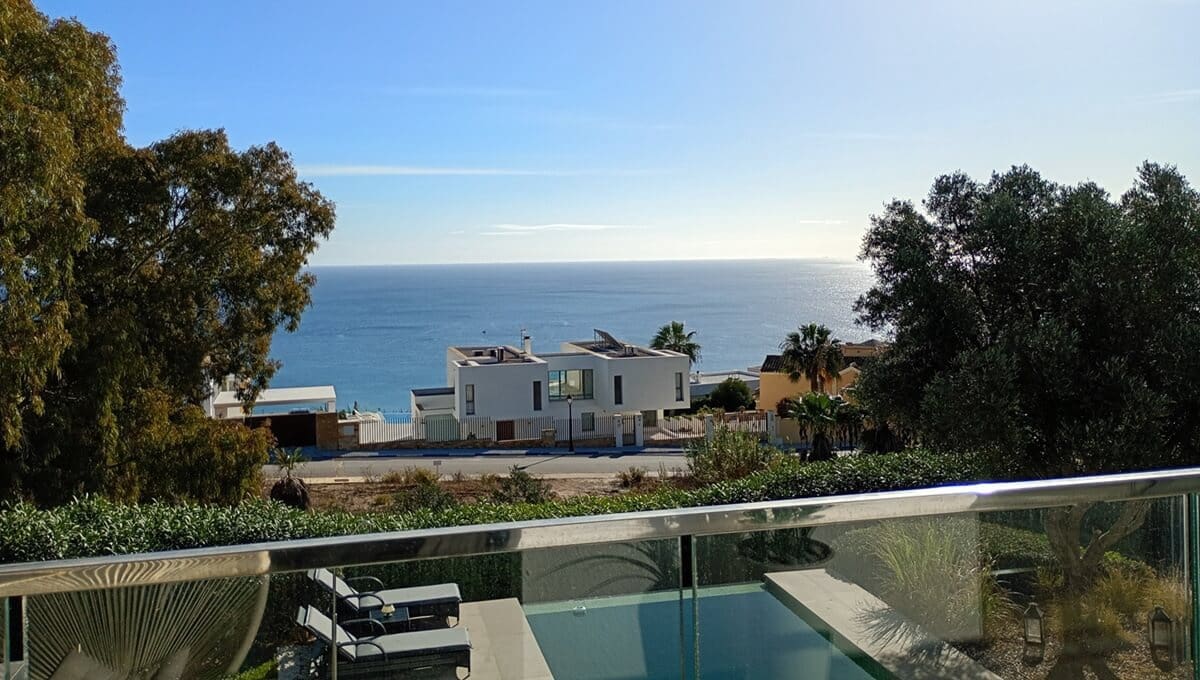 5 slaapkamer Villa te koop in Manilva met garage - € 2.185.000 (Ref: 9378353)