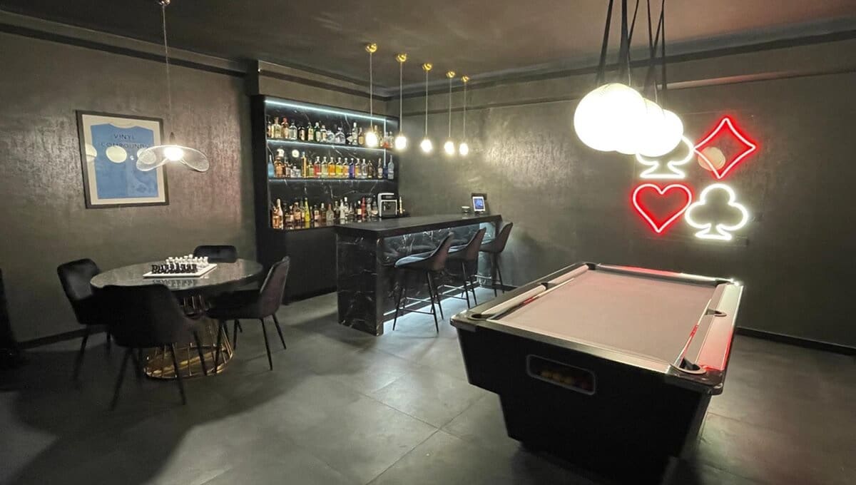 5 slaapkamer Villa te koop in Manilva met garage - € 2.185.000 (Ref: 9378353)