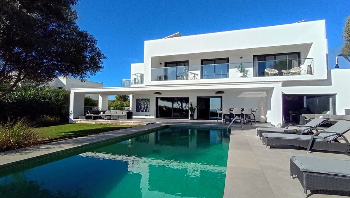 5 slaapkamer Villa te koop in Manilva met garage - € 2.185.000 (Ref: 9378353)