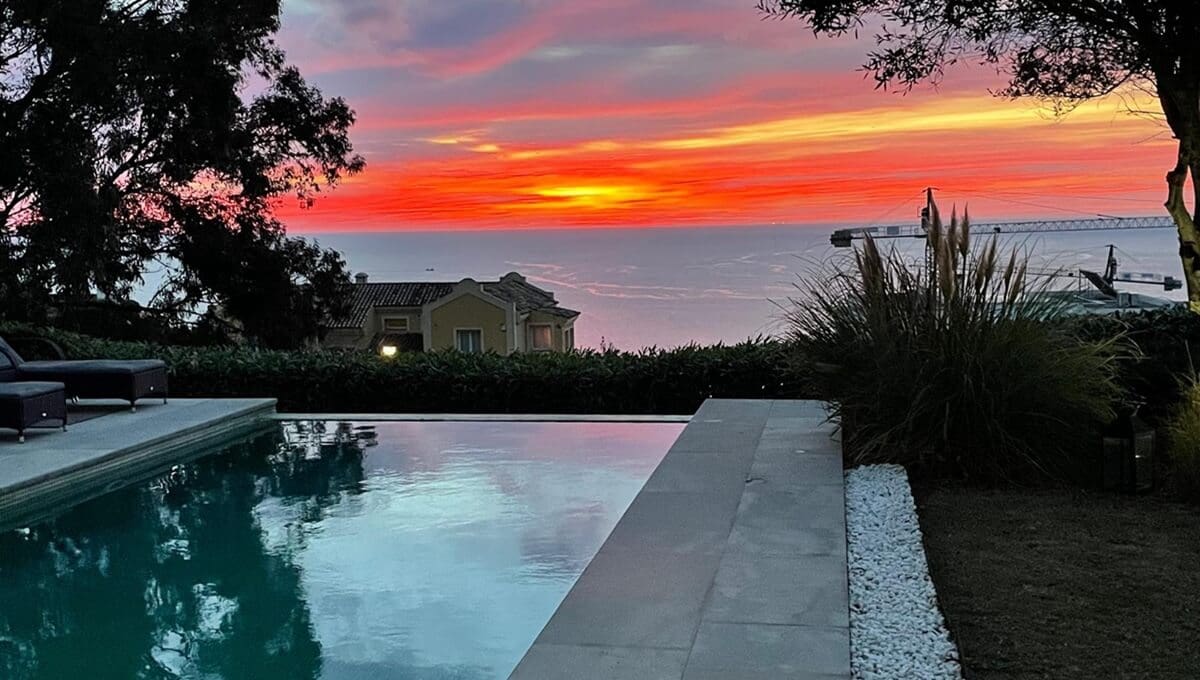 5 slaapkamer Villa te koop in Manilva met garage - € 2.185.000 (Ref: 9378353)