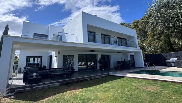 5 soverom Villa til salgs i Chullera, Manilva med garasje - € 2 185 000 (Ref: 9378353)