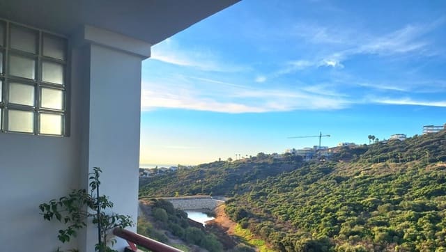 2 quarto Apartamento para venda em La Alcaidesa com piscina - 310 000 € (Ref: 9378432)