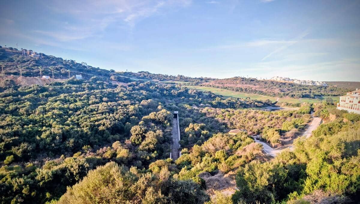 2 quarto Apartamento para venda em La Alcaidesa com piscina - 310 000 € (Ref: 9378432)