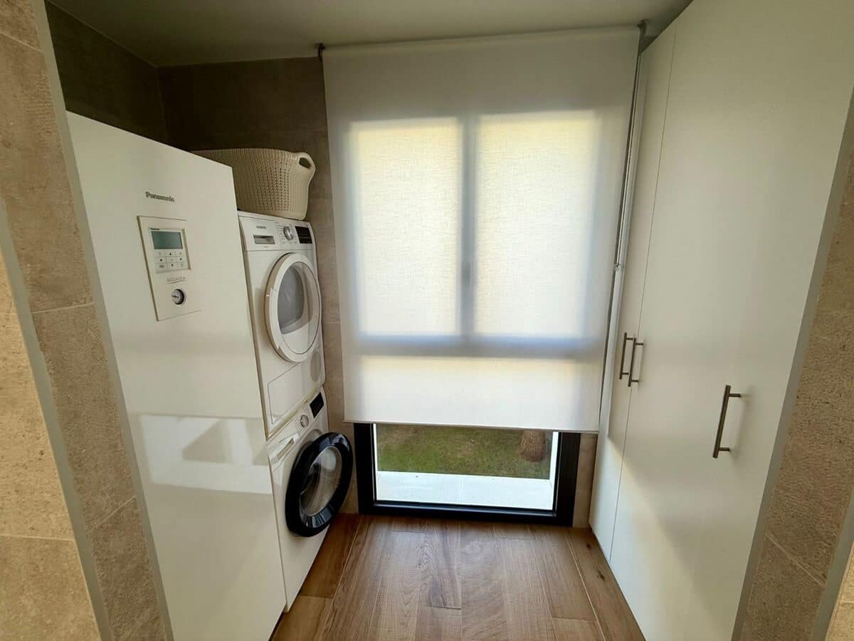 2 soveværelse Lejlighed til salg i La Alcaidesa med swimmingpool - € 640.000 (Ref: 9603415)