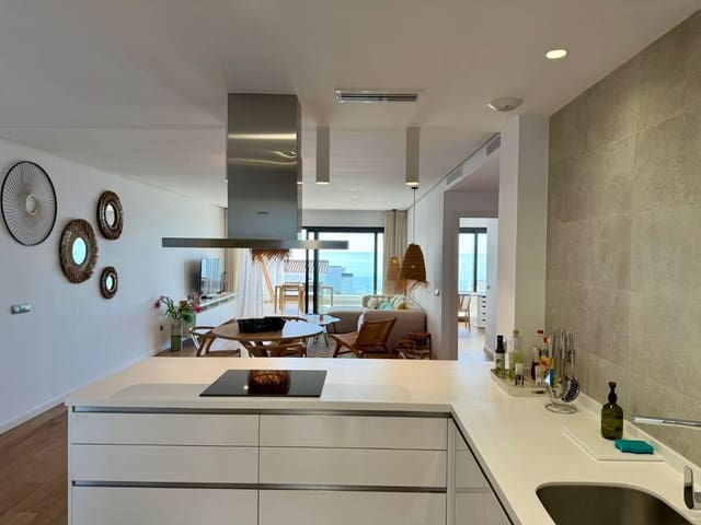 2 soveværelse Lejlighed til salg i La Alcaidesa med swimmingpool - € 640.000 (Ref: 9603415)