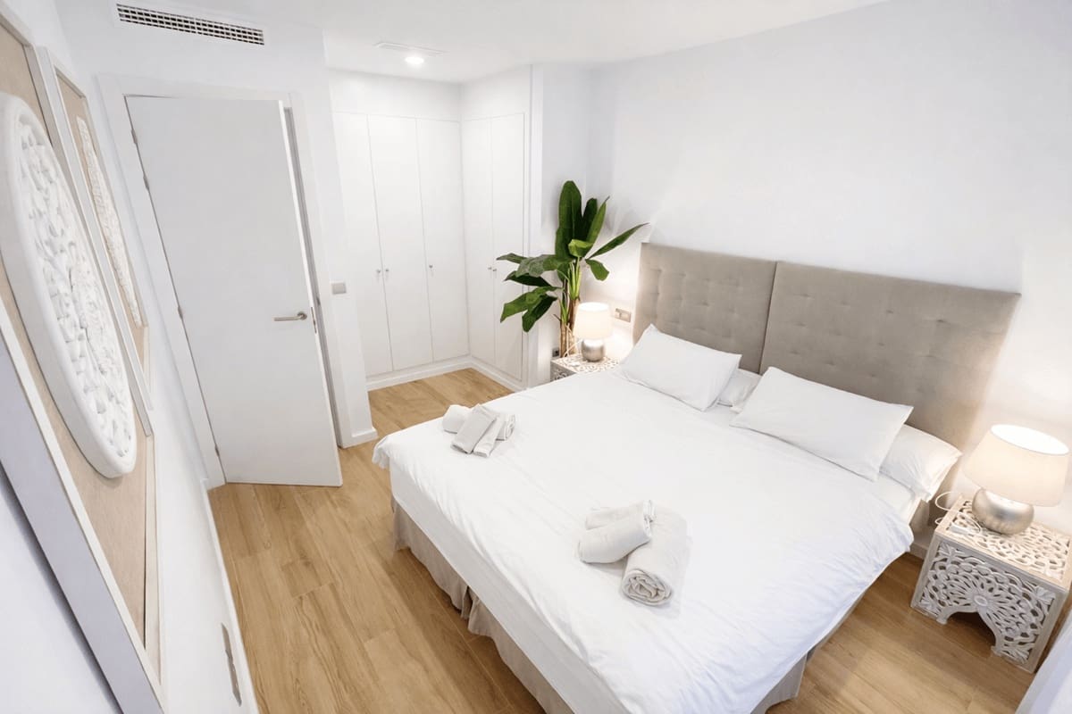 3 soveværelse Lejlighed til salg i La Alcaidesa med swimmingpool - € 735.000 (Ref: 9603416)