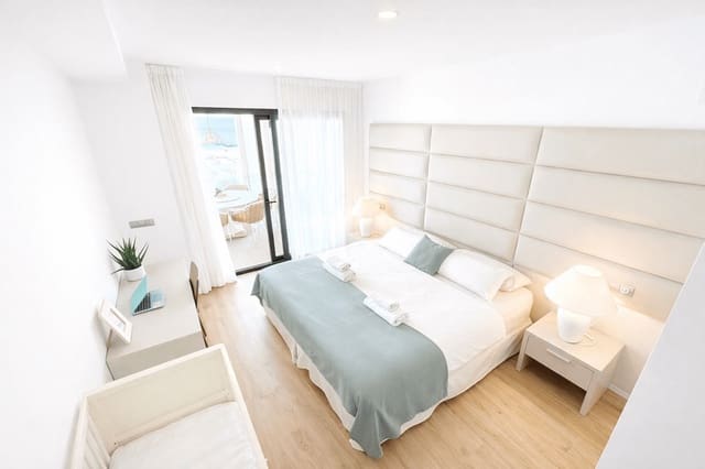 3 soveværelse Lejlighed til salg i La Alcaidesa med swimmingpool - € 735.000 (Ref: 9603416)