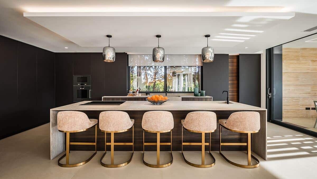 7 makuuhuone Huvila myytävänä paikassa Sotogrande mukana uima-altaan 
autotalli - 12 995 000 € (Ref: 9603418)