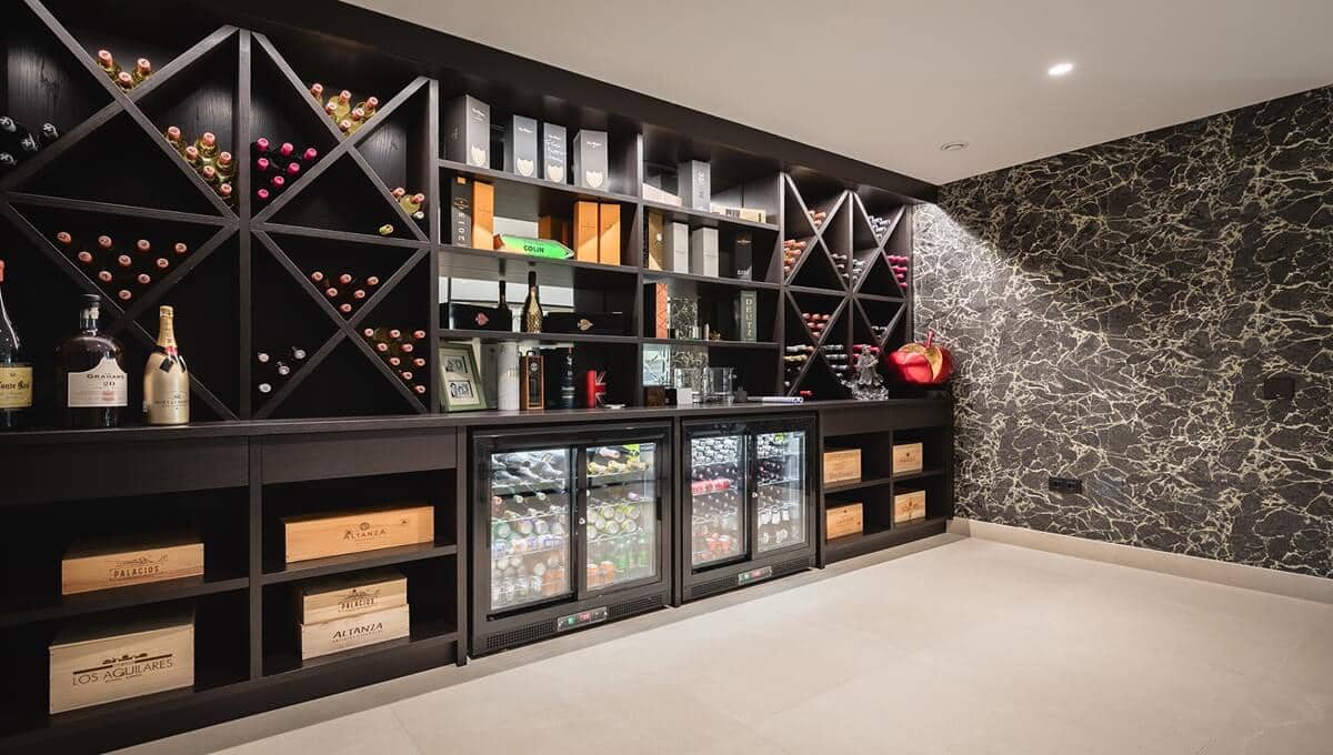 7 makuuhuone Huvila myytävänä paikassa Sotogrande mukana uima-altaan 
autotalli - 12 995 000 € (Ref: 9603418)