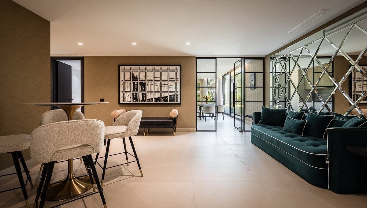 7 makuuhuone Huvila myytävänä paikassa Sotogrande mukana uima-altaan 
autotalli - 12 995 000 € (Ref: 9603418)