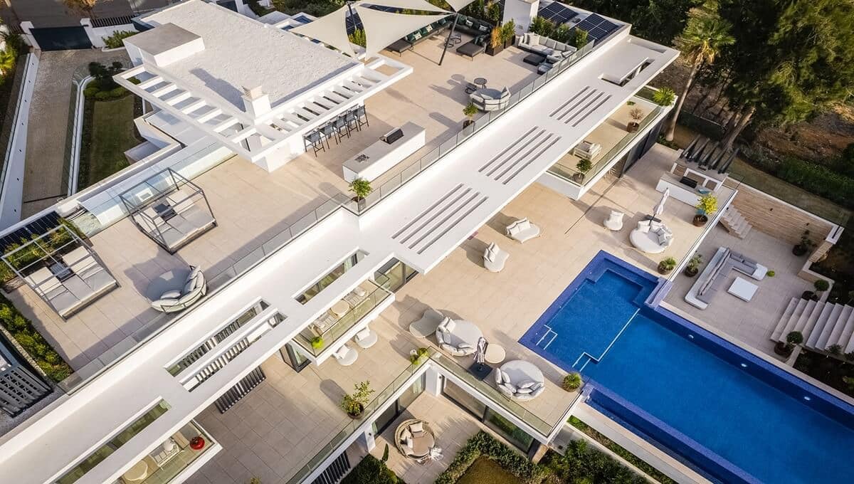 7 makuuhuone Huvila myytävänä paikassa Sotogrande mukana uima-altaan 
autotalli - 12 995 000 € (Ref: 9603418)