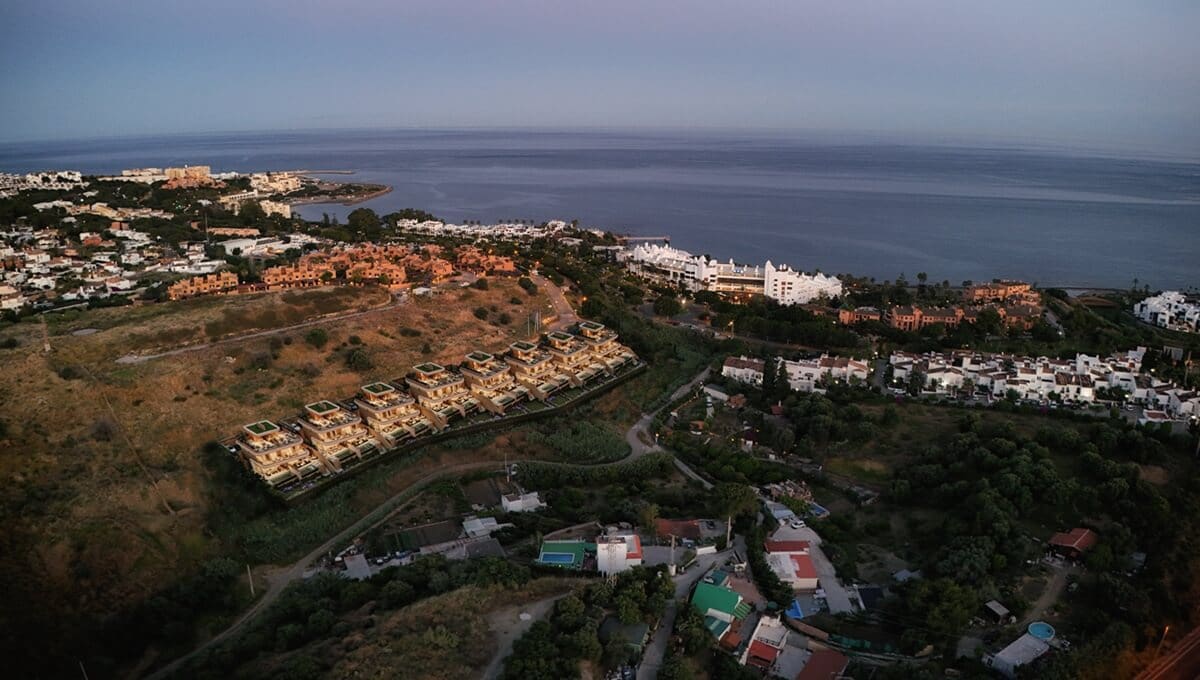 3 sypialnia Willa na sprzedaż w Estepona z basenem - 1 600 000 € (Ref: 9603421)