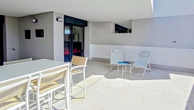 2 makuuhuone Huoneisto myytävänä paikassa La Duquesa / Puerto de la Duquesa, Manilva mukana uima-altaan - 399 000 € (Ref: 9756256)