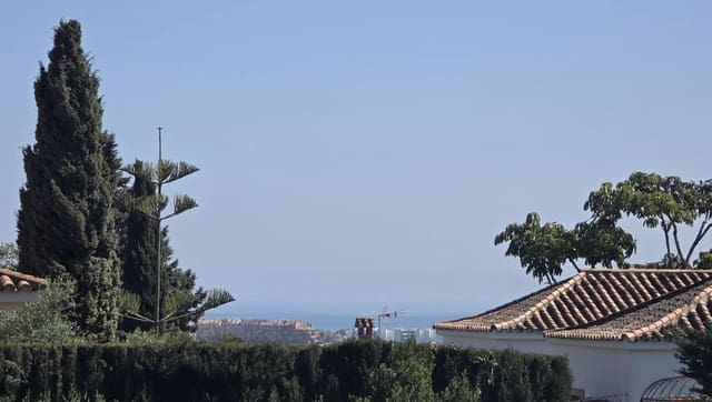 Terrain à Bâtir à vendre à Pueblo Nuevo de Guadiaro, San Roque - 325 000 € (Ref: 9756257)