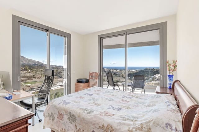 3 chambre Appartement à vendre à La Quinta, Benahavís avec piscine - 1 449 000 € (Ref: 9769908)