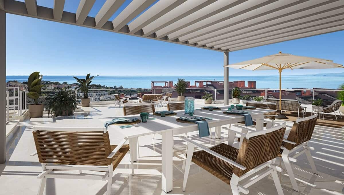 3 slaapkamer Appartement te koop in La Duquesa / Puerto de la Duquesa met zwembad - € 625.000 (Ref: 9809868)