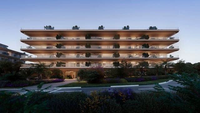 3 soveværelse Lejlighed til salg i Zona de Punta Plata, Estepona med swimmingpool - € 2.900.000 (Ref: 9828222)