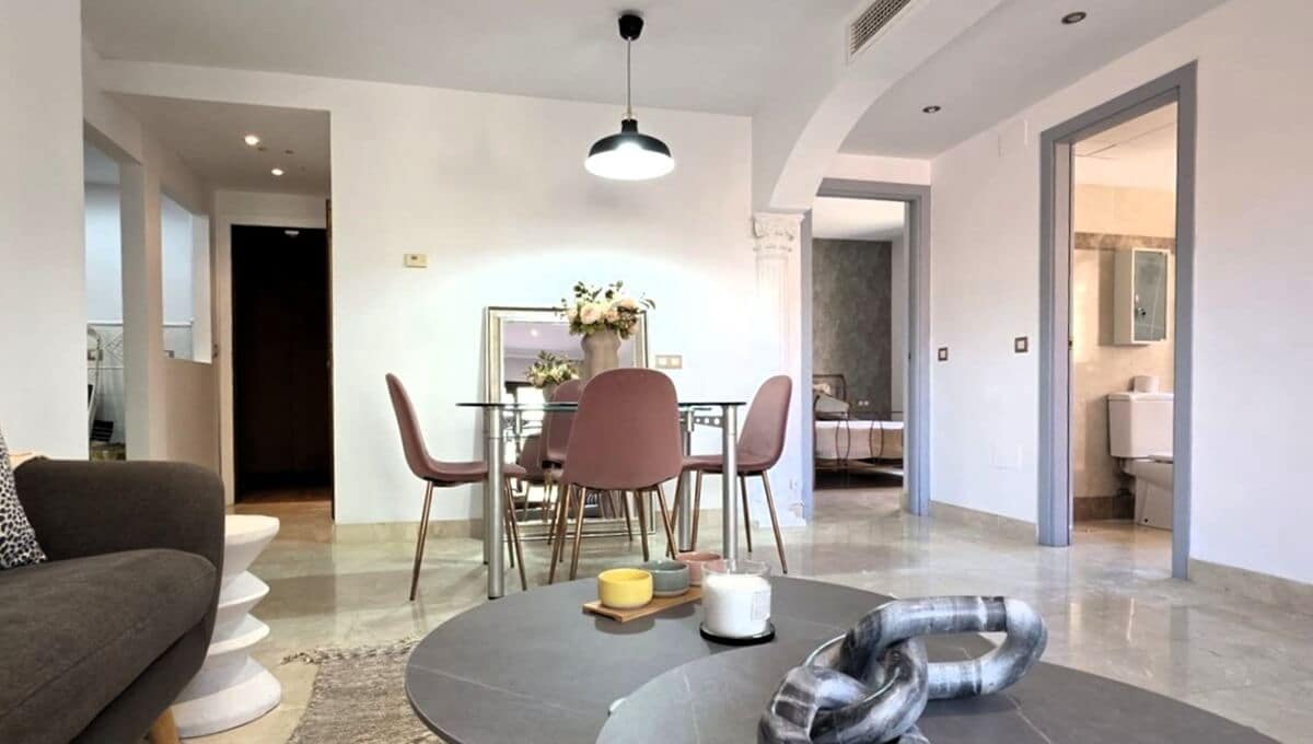 2 slaapkamer Appartement te koop in Estepona met zwembad garage - € 345.000 (Ref: 9883777)