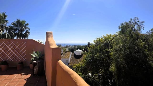 2 slaapkamer Appartement te koop in Bel-Air, Estepona met zwembad garage - € 345.000 (Ref: 9883777)