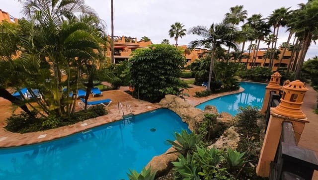 2 slaapkamer Appartement te koop in Bel-Air, Estepona met zwembad garage - € 345.000 (Ref: 9883777)