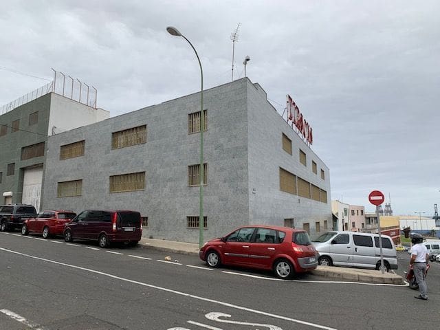 Oficina en Las Palmas de Gran Canaria en venta - 700.000 € (Ref: 9834727)