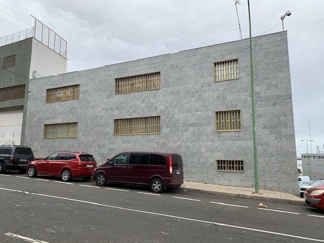 Oficina en Las Palmas de Gran Canaria en venta - 700.000 € (Ref: 9834727)