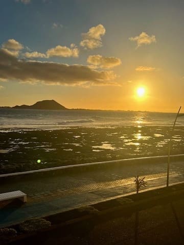 Casa de 4 habitaciones en Corralejo, La Oliva en venta - 870.000 € (Ref: 9834732)