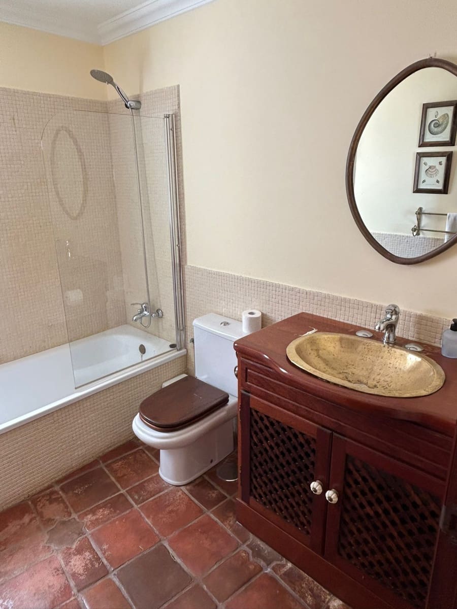 4 bedroom Townhouse for sale in Corralejo - € 870,000 (Ref: 9834732)