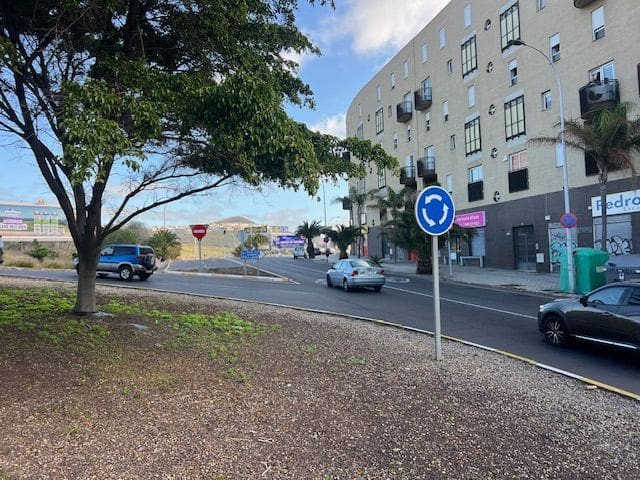Ufficio in vendita in Santa Cruz de Tenerife - 255.000 € (Rif: 9834743)