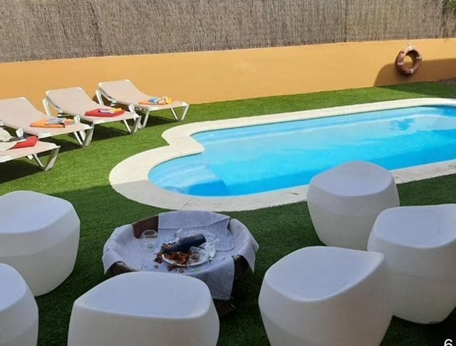 3 bedroom Villa for sale in Corralejo with pool garage - € 480,000 (Ref: 9834744)
