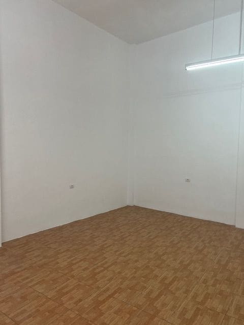 1 bedroom Commercial for sale in Santa Cruz de Tenerife - € 209,000 (Ref: 9834746)