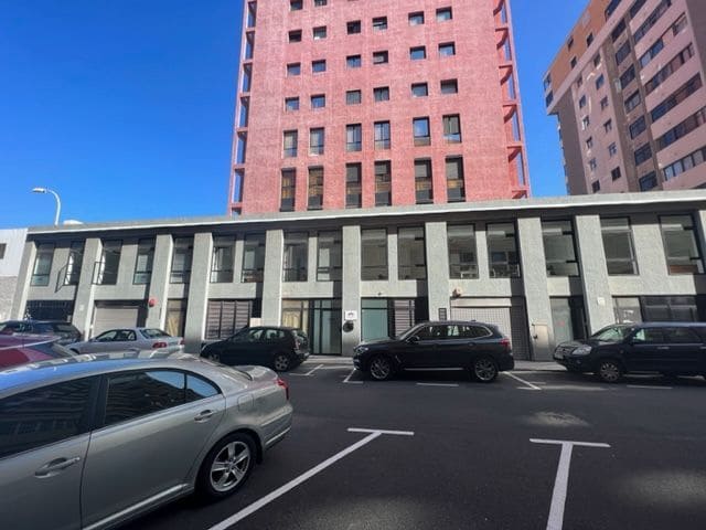 Local Comercial en Las Palmas de Gran Canaria en venta - 600.000 € (Ref: 9834747)