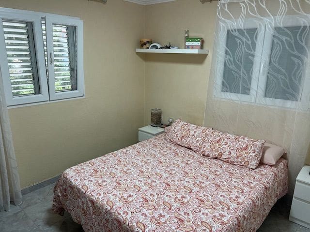 3 chambre Villa/Maison Semi-Mitoyenne à vendre à Tacoronte avec garage - 299 000 € (Ref: 9834748)