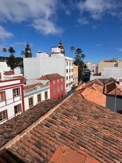 5 bedroom Office for sale in San Cristobal de La Laguna - € 995,000 (Ref: 9834749)