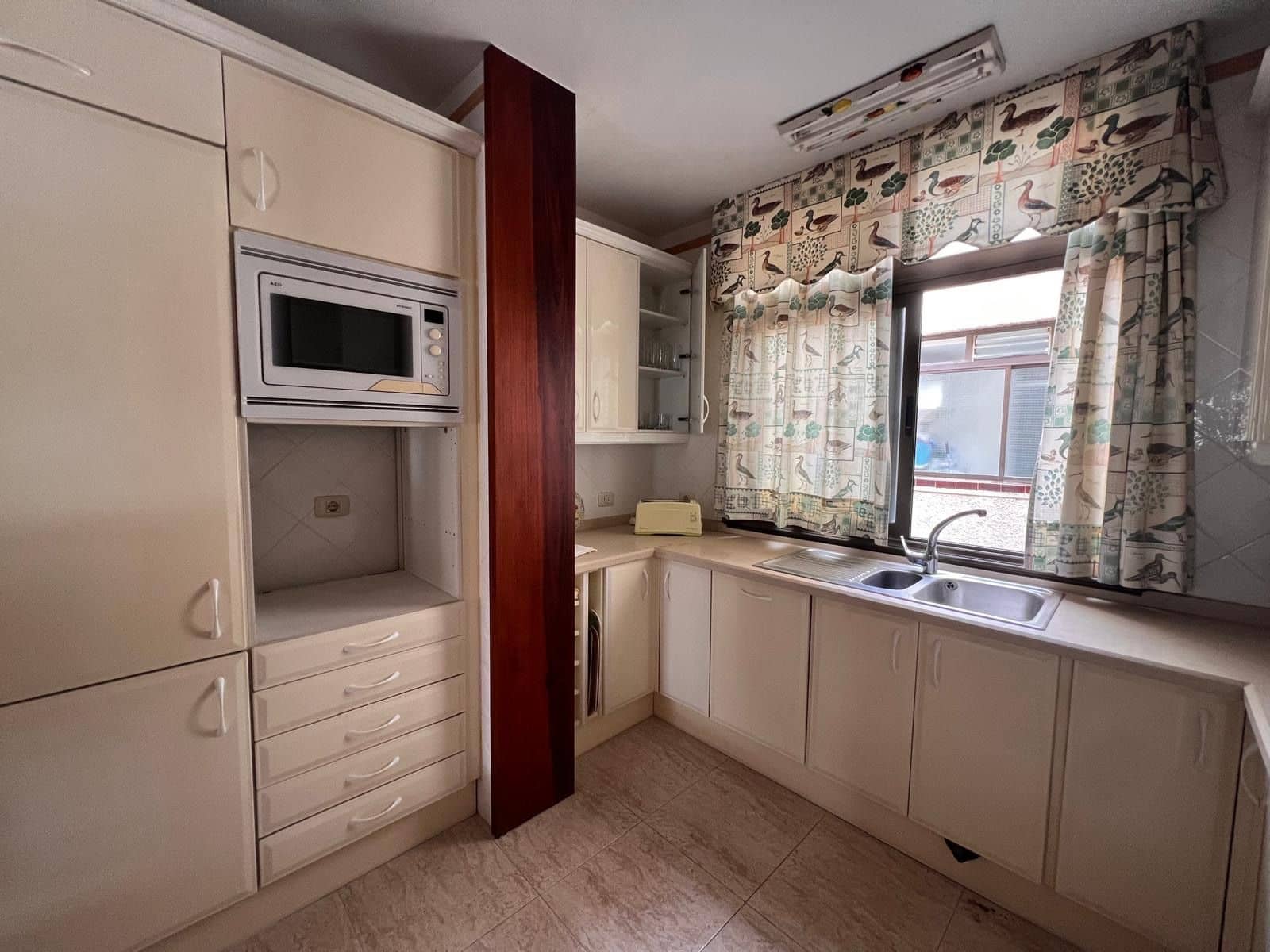 5 bedroom Penthouse for sale in Santa Cruz de Tenerife with pool garage - € 1,500,000 (Ref: 9834751)