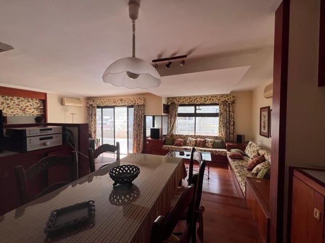 5 soverom Penthouse til salgs i Santa Cruz de Tenerife med svømmebasseng garasje - € 1 500 000 (Ref: 9834751)