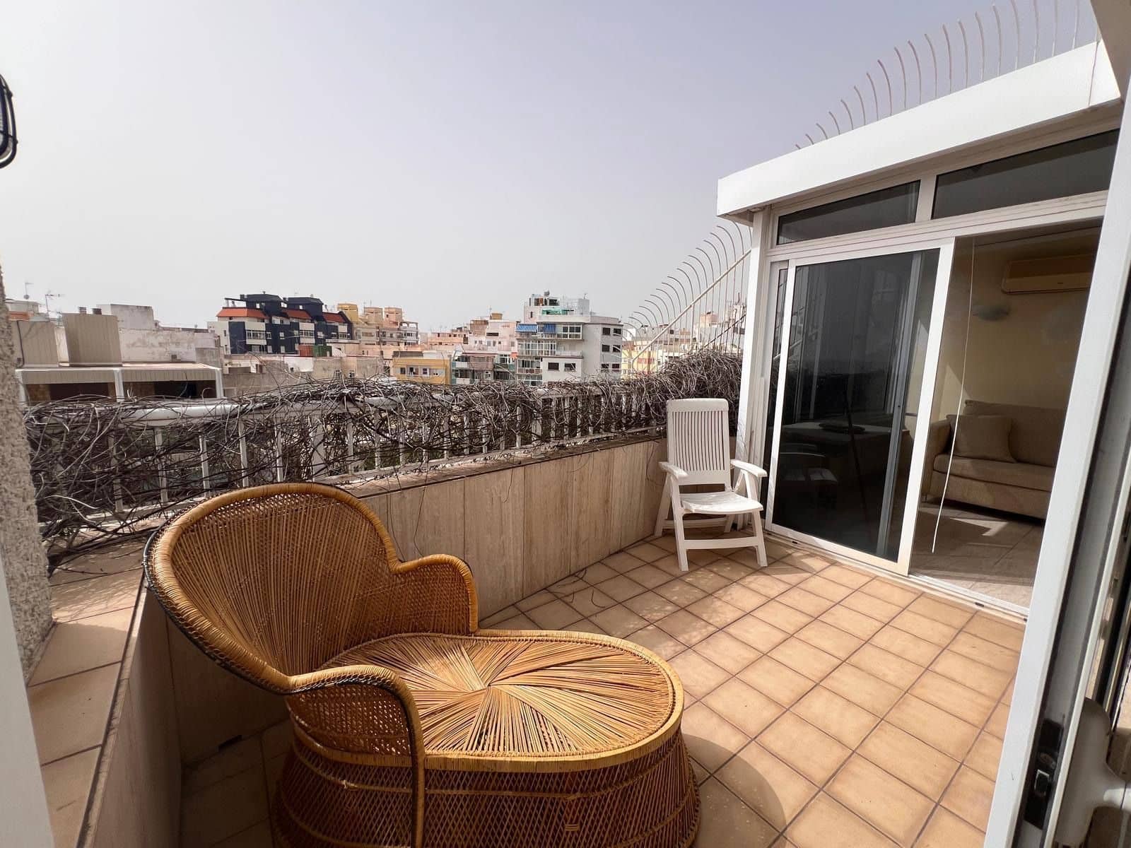 5 bedroom Penthouse for sale in Santa Cruz de Tenerife with pool garage - € 1,500,000 (Ref: 9834751)
