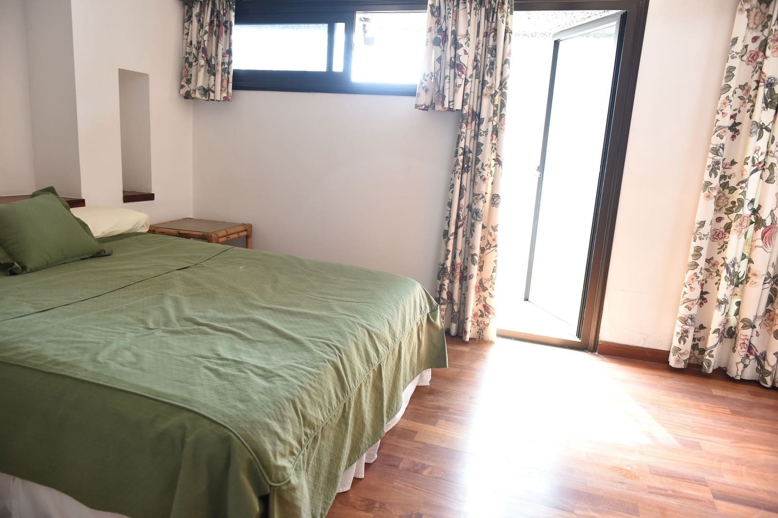 5 bedroom Penthouse for sale in Santa Cruz de Tenerife with pool garage - € 1,500,000 (Ref: 9834751)