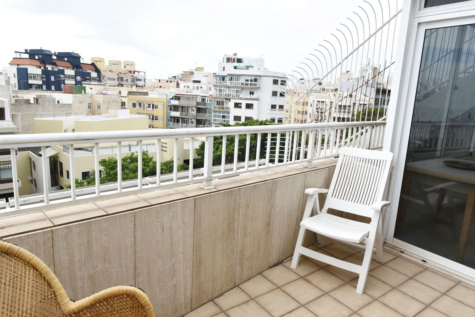 5 bedroom Penthouse for sale in Santa Cruz de Tenerife with pool garage - € 1,500,000 (Ref: 9834751)