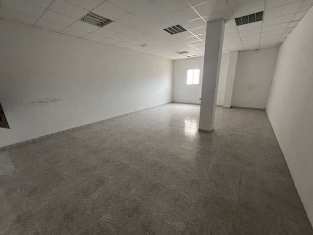 Local Commercial à vendre à Tamaraceite, Las Palmas de Gran Canaria - 220 000 € (Ref: 9834754)