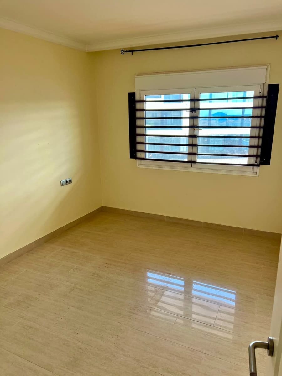2 bedroom Flat for sale in Amarilla Golf with pool garage - € 327,075 (Ref: 9835255)