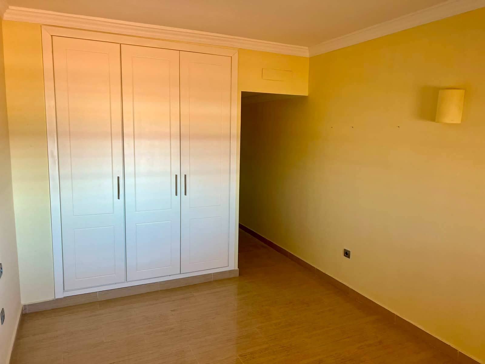 2 bedroom Flat for sale in Amarilla Golf with pool garage - € 327,075 (Ref: 9835255)