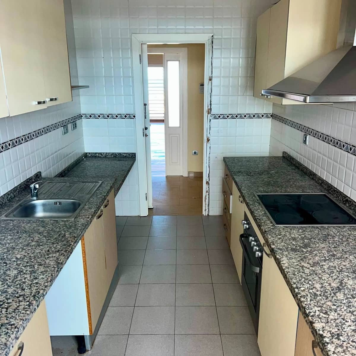 2 bedroom Flat for sale in Amarilla Golf with pool garage - € 327,075 (Ref: 9835255)
