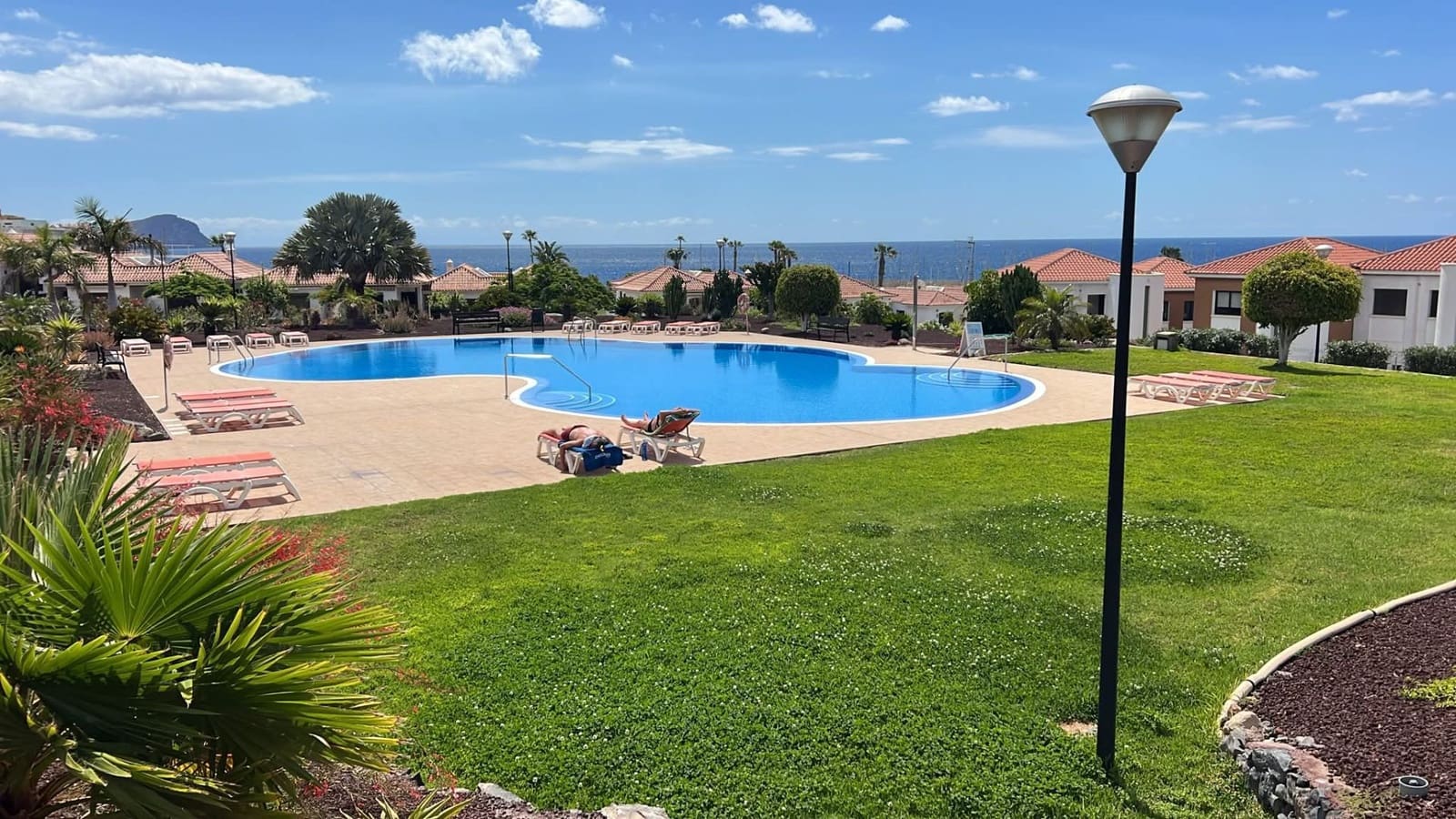 2 bedroom Flat for sale in Amarilla Golf with pool garage - € 327,075 (Ref: 9835255)