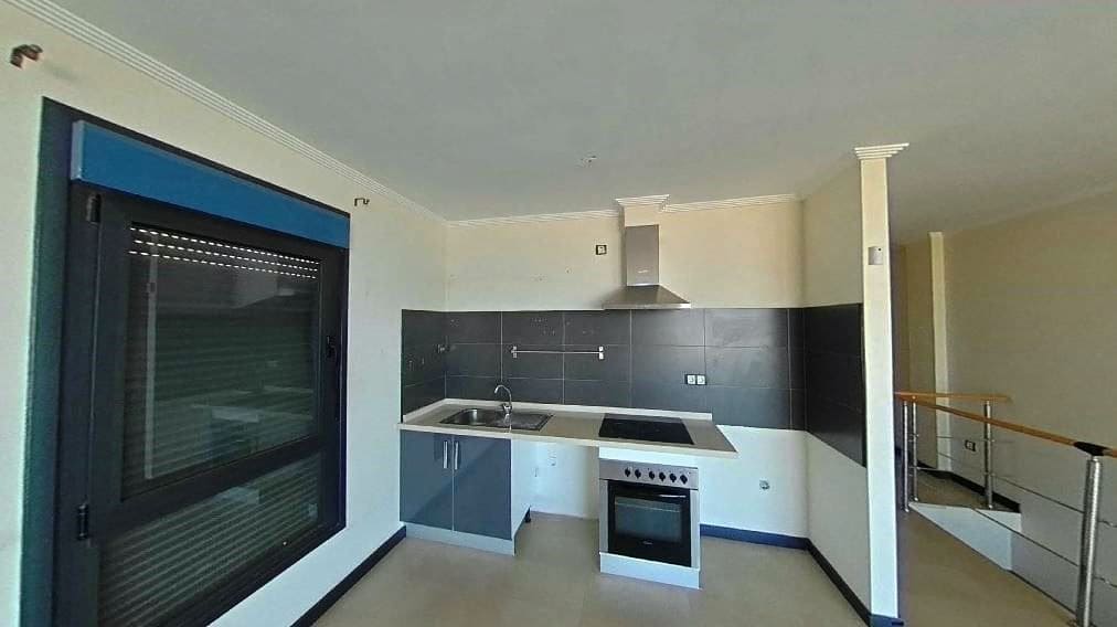 Casa de 3 habitaciones en El Cotillo en venta con piscina - 307.170 € (Ref: 9844923)