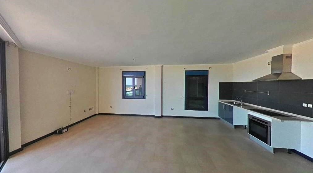 Casa de 3 habitaciones en El Cotillo en venta con piscina - 307.170 € (Ref: 9844923)