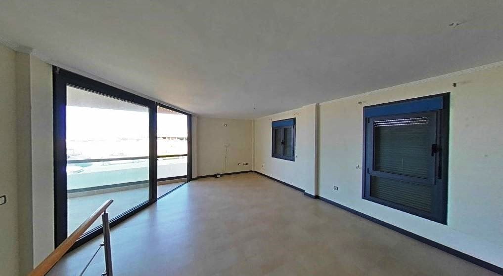Casa de 3 habitaciones en El Cotillo en venta con piscina - 307.170 € (Ref: 9844923)