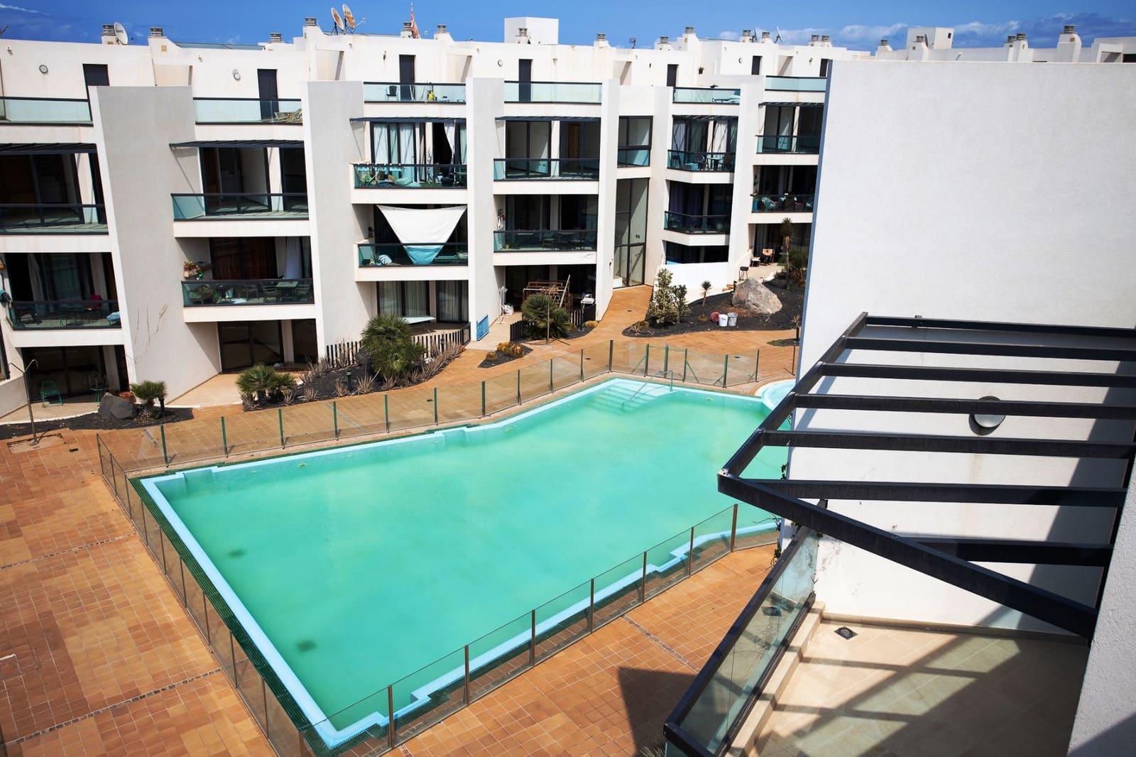 Casa de 3 habitaciones en El Cotillo en venta con piscina - 307.170 € (Ref: 9844923)